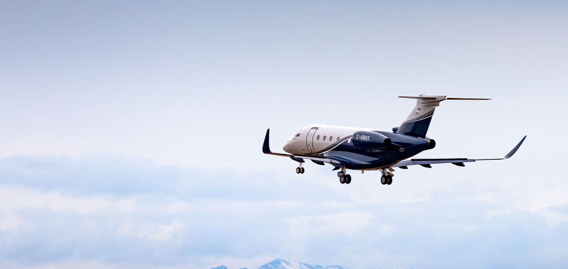 AirSprint Embraer Praetor C-GBAS | Springbank, Alberta