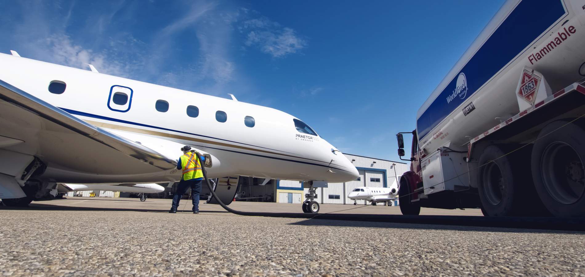 First customer in Canada to receive sustainable aviation fuel (SAF)