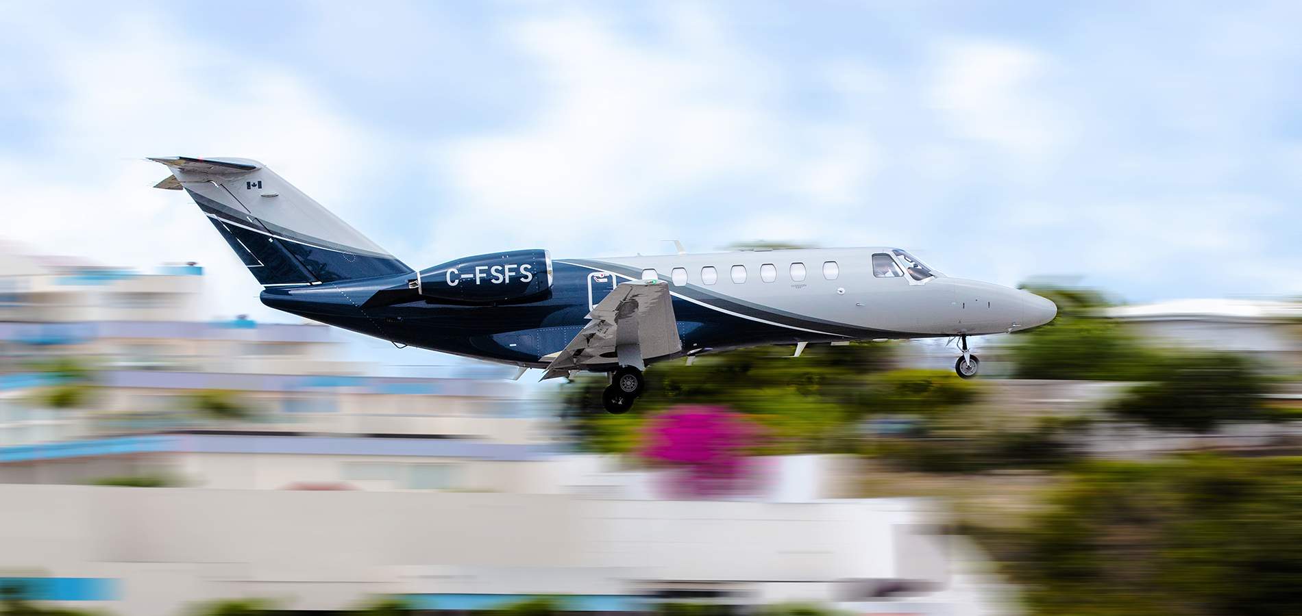 AirSprint CJ3+ arriving to Sint Maarten