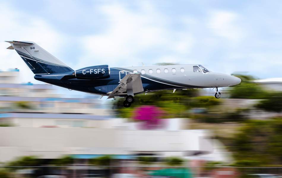 AirSprint CJ3+ arriving to Sint Maarten