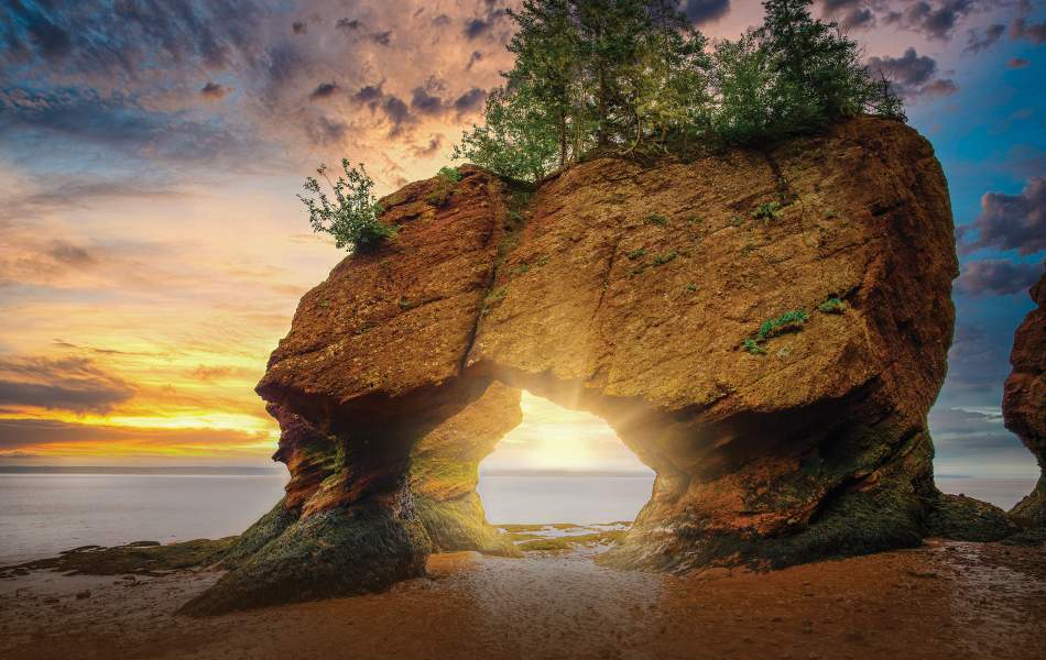  Lover's Arch, Bay of Fundy | New Brunswick