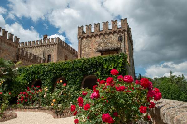 Castello di Tabiano | AirSprint Private Aviation