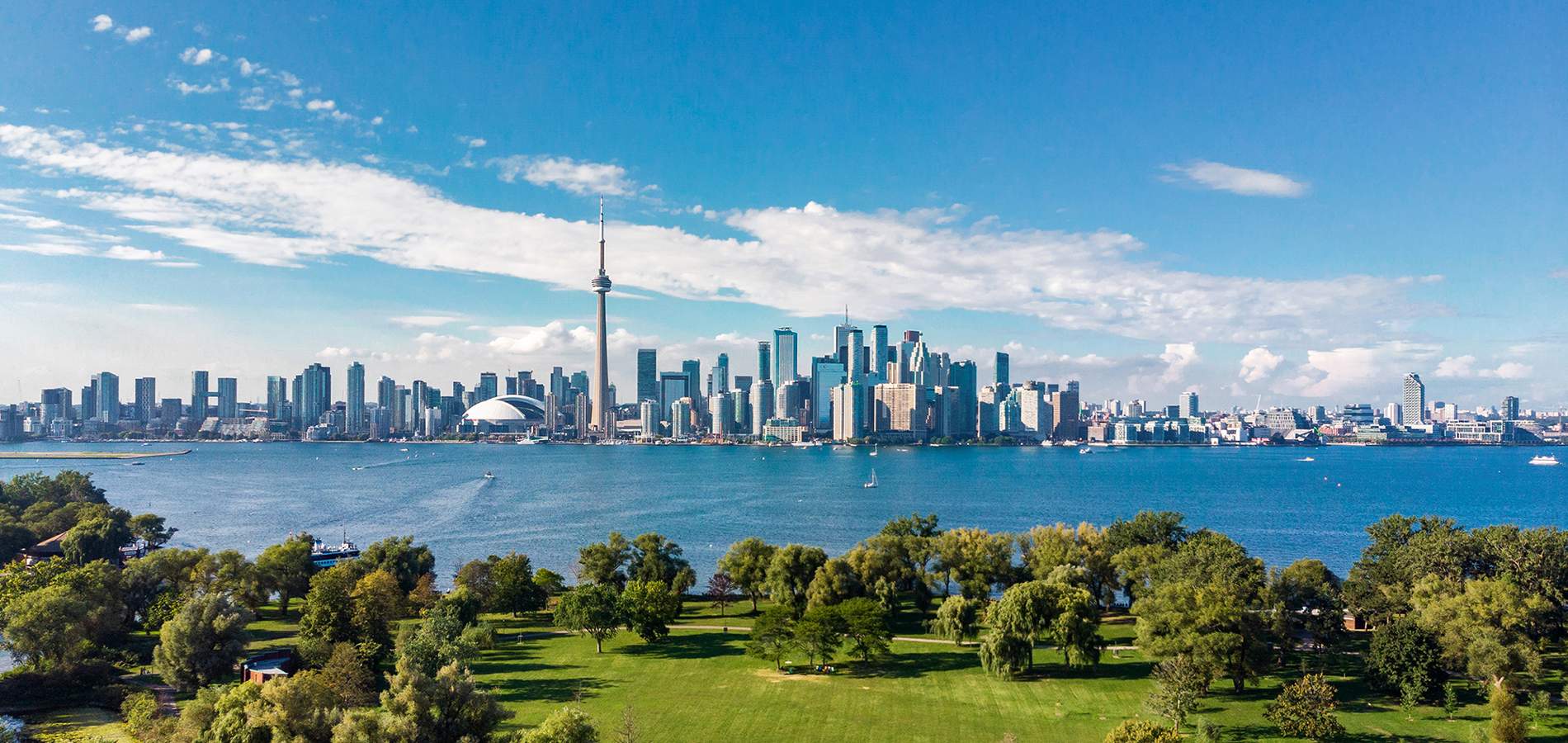 AirSprint photo of Toronto