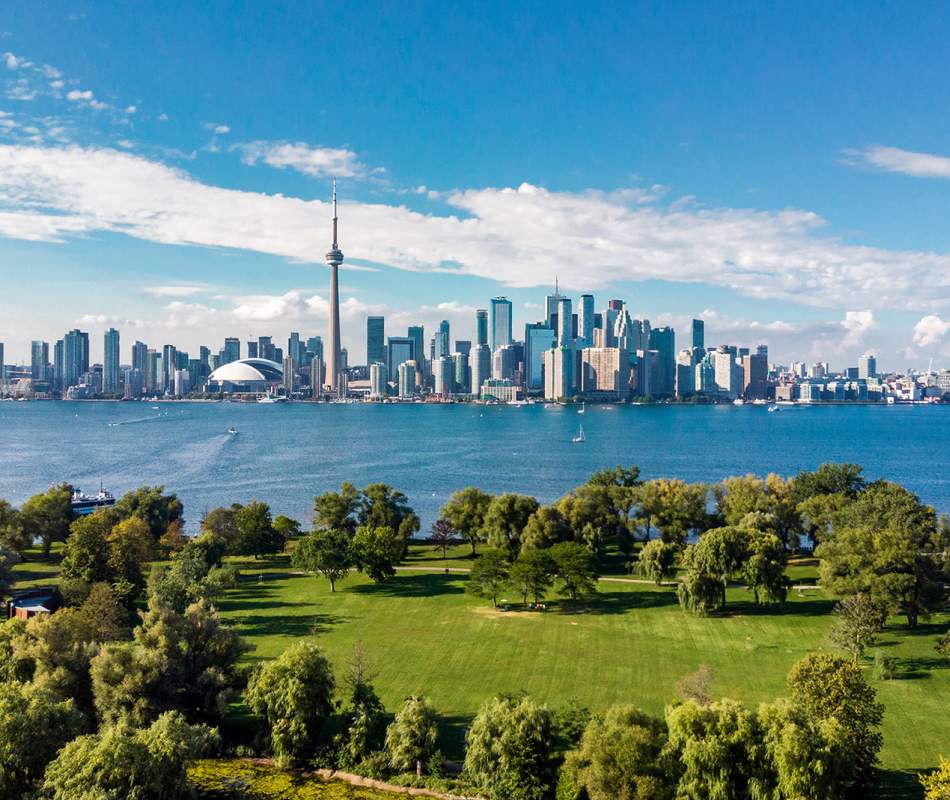 AirSprint photo of Toronto